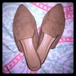 Light brown Mules